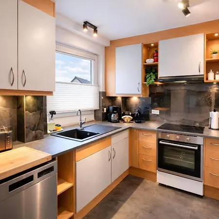 公寓 Exklusiv Haus Pietsch - Perfekt Fuer Geschaeftsreisende, Monteure Und Familien - Boxspringbetten - Smart Tv - Garten 策勒