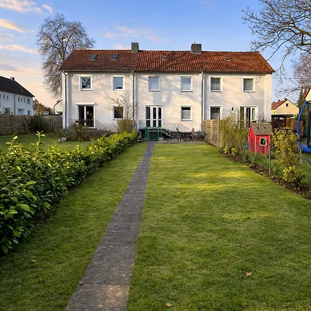 公寓 Exklusiv Haus Pietsch - Perfekt Fuer Geschaeftsreisende, Monteure Und Familien - Boxspringbetten - Smart Tv - Garten 策勒