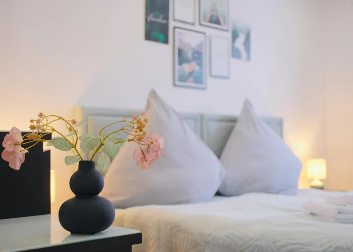 Premium House- Boxspringbetten- Smart Tv- Garten Apartment *